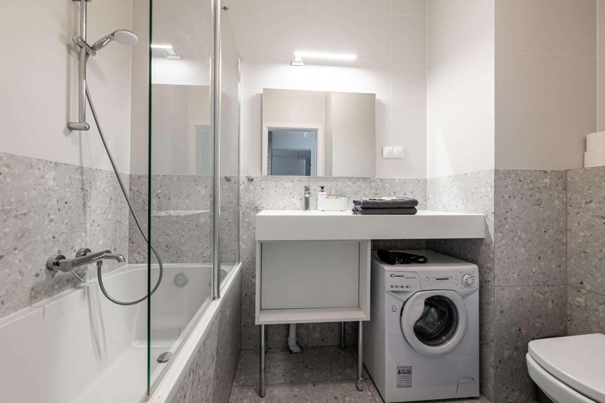 Witolda Riverside Apartments - Balcony, City View - By Rentujemy Βρότσλαβ Εξωτερικό φωτογραφία